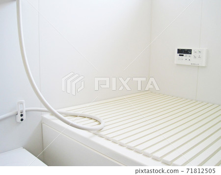 Japanese residential bathroom 71812505