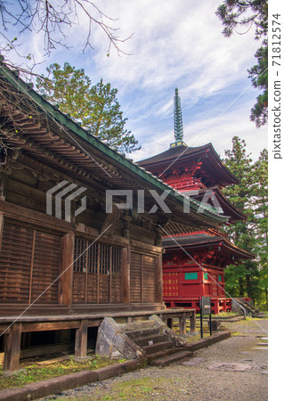 Shihonryuji Temple Kannon-do Mie Tower Nikko Autumn Scenery Shihonryuji Temple Kannon-do Mie Tower Nikko Autumn Scenery 71812574