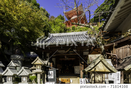 奈良縣生駒郡平郡町朝來淺草寺三浦新神 71814108
