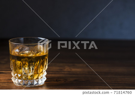 威士忌搖滾 71814760