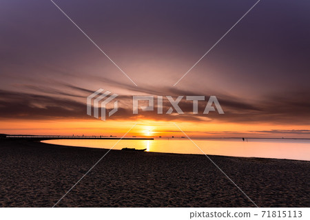 Seongnaminshima公園的朝日 71815113