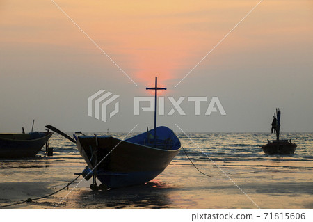 thailand local fishery boat and sunset sky thailand local fishery boat and sunset sky 71815606