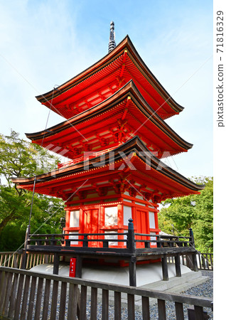 Kiyomizu Temple Kan' Tower 71816329
