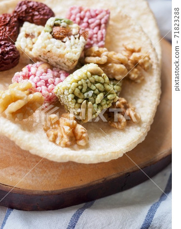 Traditional Korean food, Gangjeong, Korean snack 71823288