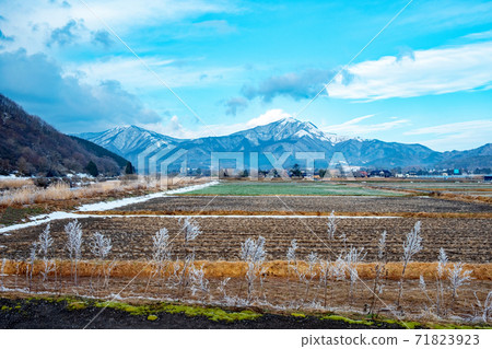 廣山高原霜/冬天的形象 71823923