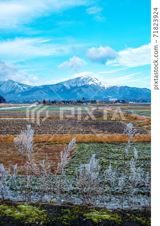 廣山高原霜/冬天的形象 71823924