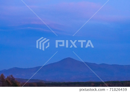 美麗的風景照片Himegamiyama浮在岩手縣八m平 71826439