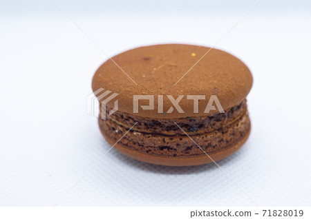 Macaroni brown on a white background. Close up. Isolated 71828019