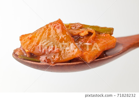 Boiled radish Boiled radish 71828232