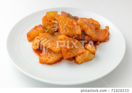 水煮蘿蔔 71828233