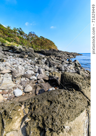 Abunze lava coast [Goto City, Nagasaki Prefecture] 71829449