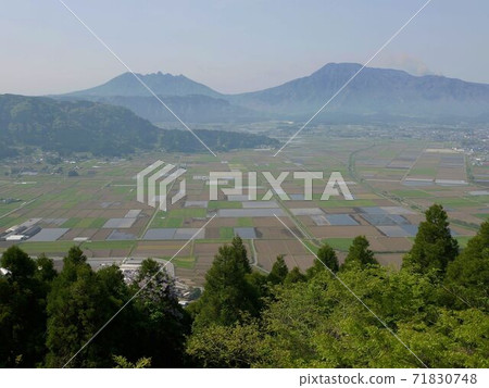 Shiroyama Observatory (Aso City, Kumamoto Prefecture) 71830748