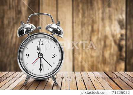 Modern alarm clock 71836053