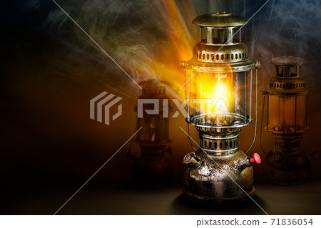 Beam of light from storm lantern 71836054