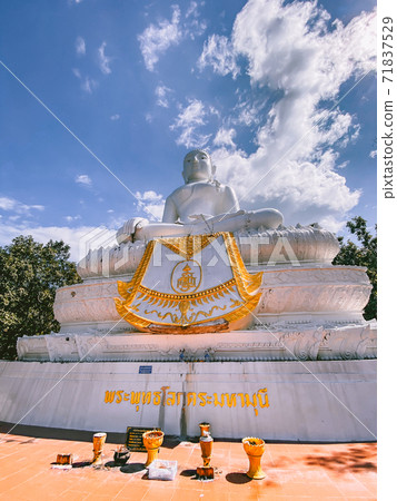 Big White Buddha, Wat Phra That Mae Yen in Pai, Mae Hong Son, Chiang Mai, thailand Big White Buddha, Wat Phra That Mae Yen in Pai, Mae Hong Son, Chiang Mai, thailand 71837529