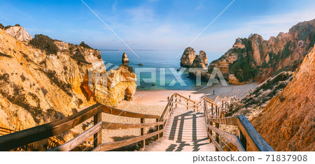 Portugal East coast and beaches 71837908