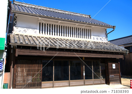 【重要傳統建築群保存地區】岡山縣小田郡矢影町舊山陽道路沿線的商人住宅“矢影宿” 【重要傳統建築群保存地區】岡山縣小田郡矢影町舊山陽道路沿線的商人住宅“矢影宿” 71838393