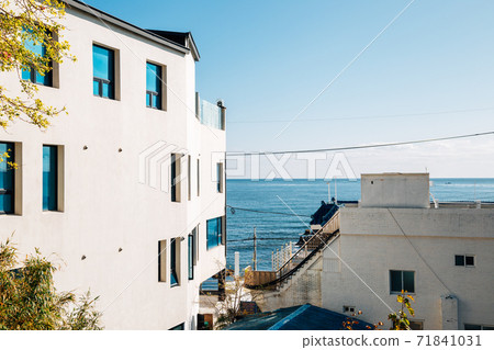 Haeundae Songjeong seaside village in Busan, Korea Haeundae Songjeong seaside village in Busan, Korea 71841031