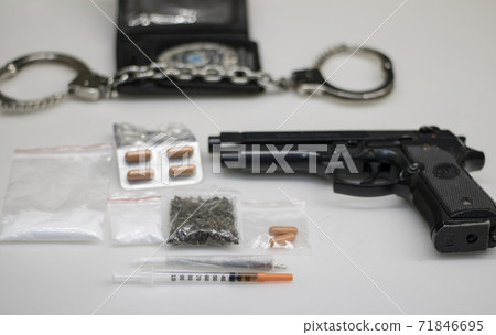 Cargo of drugs seized by the police. 71846695