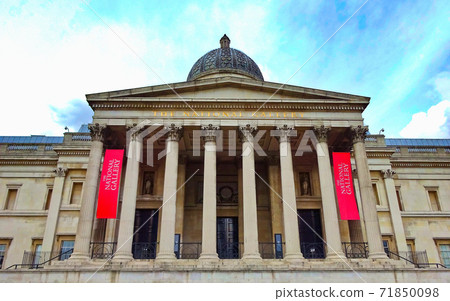 British Museum  71850098