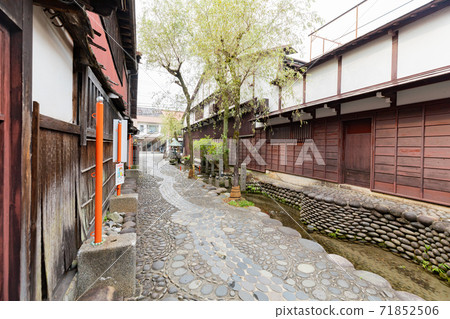 Gujo Hachiman Yanaga water comedy Gujo Hachiman Yanaga water comedy 71852506