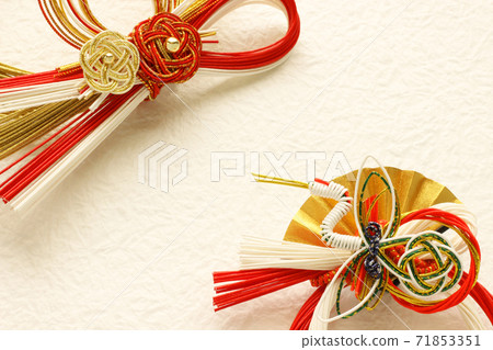 Water decoration 71853351