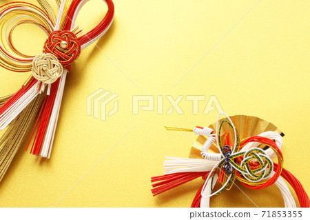 Water decoration 71853355