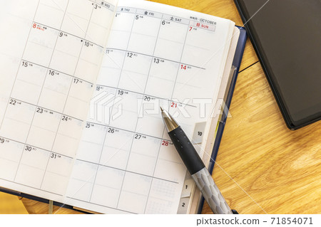 使用筆記本管理時間表 71854071