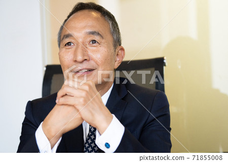 Image of middle to senior president and manager Image of middle to senior president and manager 71855008