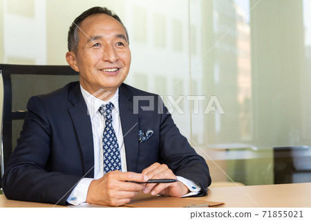 Image of middle to senior president and manager Image of middle to senior president and manager 71855021