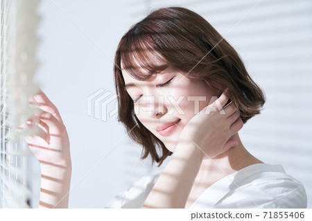 盲目美少婦 71855406