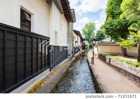 Hida Furukawa Seto River and Shirakabe Storehouse 71855871