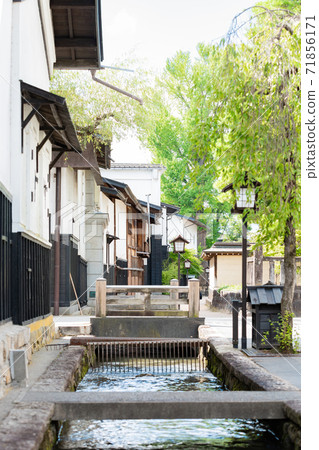 Hida Furukawa瀨戶河和Shirakabe倉庫 71856171