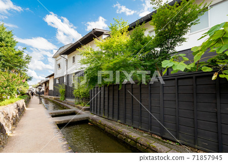 Hida Furukawa瀨戶河和Shirakabe倉庫 71857945