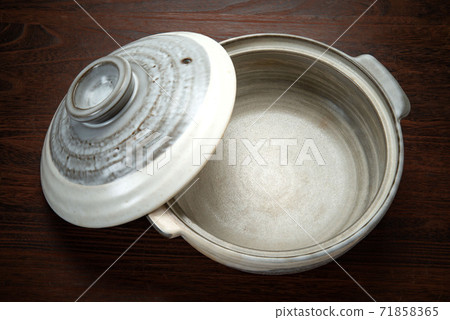 Kara clay pot 71858365