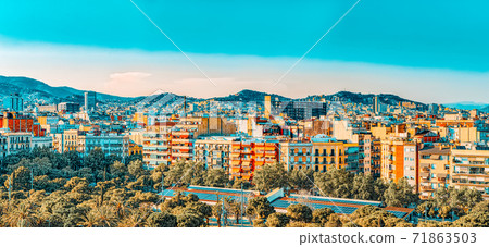 Panorama on the urban center of Barcelona, the capital of the Au Panorama on the urban center of Barcelona, the capital of the Au 71863503