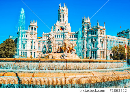 Fountain of the Goddess Cibeles and Cibeles Center or Palace of Fountain of the Goddess Cibeles and Cibeles Center or Palace of 71863522