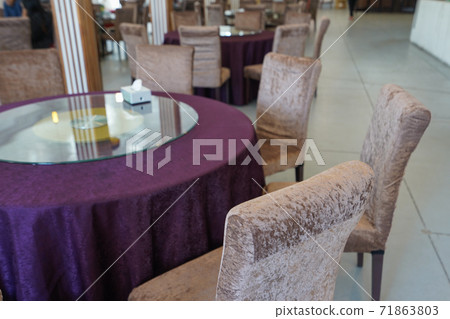 派對圓桌會議 71863803