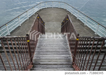 Stairs to the sea Stairs to the sea 71866345