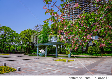 Wadakura有藍天傳播的噴泉公園 Wadakura有藍天傳播的噴泉公園 71868512