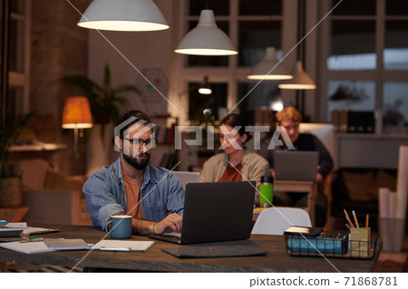 Man working on laptop Man working on laptop 71868781