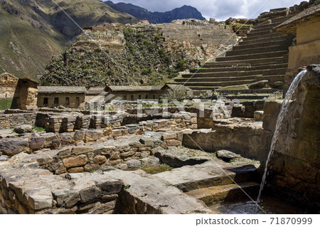 Ollantaytambo - Sacred Valley of the Incas - Peru 71870999