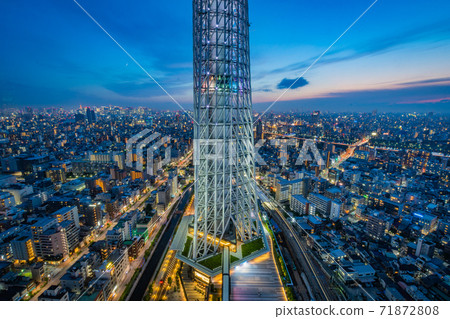 From the Tokyo Skytree Solamachi restaurant floor 71872808