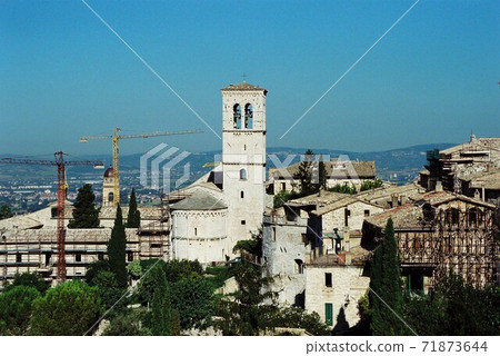 Assisi 71873644
