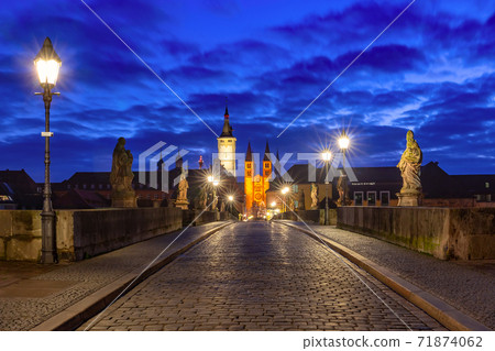 Wurzburg, Franconia, Northern Bavaria, Germany Wurzburg, Franconia, Northern Bavaria, Germany 71874062