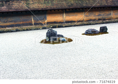 圓圓的石頭花園(山上枯水) 圓圓的石頭花園(山上枯水) 71874819