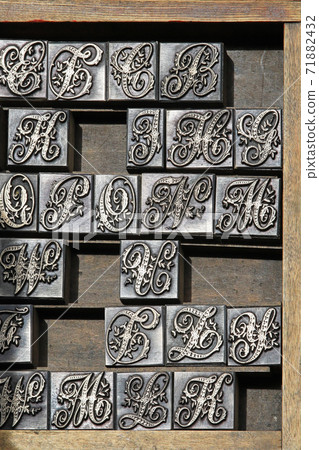 Press letters Press letters 71882432
