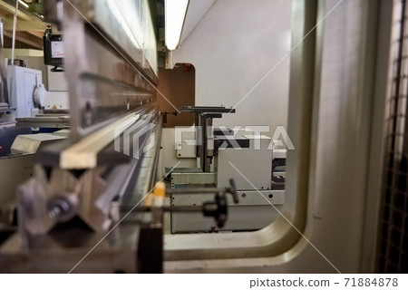 Perspective of a machine-tool. 71884878