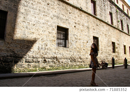 street of San Cristobal cathedral in Havana, Cuba street of San Cristobal cathedral in Havana, Cuba 71885352