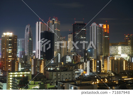 Nishi-Shinjuku Buildings Night View 71887948